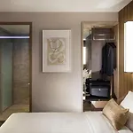 Отель -- Park -- Part Of Urban Chic Luxury Design - Parking & Compliments - Next To Shopping & Dining Mall 4*