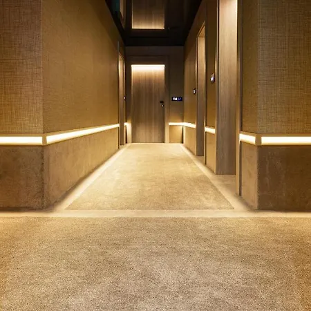 -- Park -- Part Of Urban Chic Luxury Design - Parking & Compliments - Next To Shopping & Dining Mall 호텔