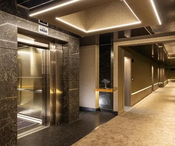 ホテル -- Park -- Part Of Urban Chic Luxury Design - Parking & Compliments - Next To Shopping & Dining Mall 4*