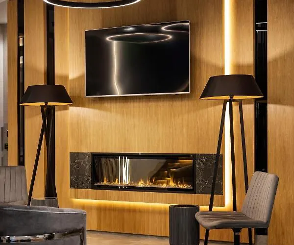 -- Park -- Part Of Urban Chic Luxury Design - Parking & Compliments - Next To Shopping & Dining Mall ホテル プロヴディフ