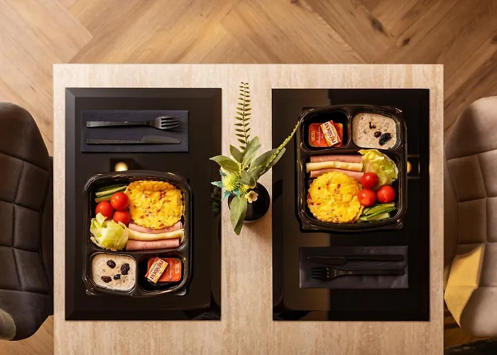 -- Park -- Part Of Urban Chic Luxury Design - Parking & Compliments - Next To Shopping & Dining Mall 4*