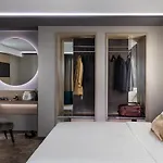 -- Park -- Part Of Urban Chic Luxury Design - Parking & Compliments - Next To Shopping & Dining Mall Ξενοδοχείο Φιλιππούπολη