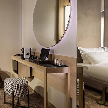 -- Park -- Part Of Urban Chic Luxury Design - Parking & Compliments - Next To Shopping & Dining Mall Ξενοδοχείο