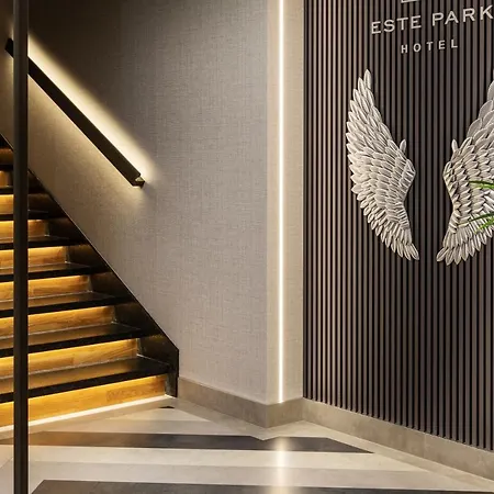 Hotel Park Hotel: Urban Chic Luxury With Parking Near Shopping Mall 4*