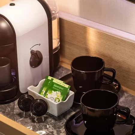 -- Park -- Part Of Urban Chic Luxury Design - Parking & Compliments - Next To Shopping & Dining Mall Ξενοδοχείο 4*