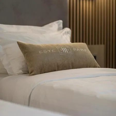 Hotel Park Hotel: Urban Chic Luxury With Parking Near Shopping Mall Plovdiv