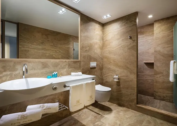 -- Park -- Part Of Urban Chic Luxury Design - Parking & Compliments - Next To Shopping & Dining Mall 4* Plovdiv