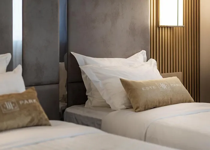 -- Park -- Part Of Urban Chic Luxury Design - Parking & Compliments - Next To Shopping & Dining Mall 酒店 4*