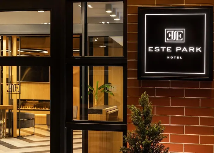 -- Park -- Part Of Urban Chic Luxury Design - Parking & Compliments - Next To Shopping & Dining Mall Hotel Plovdiv